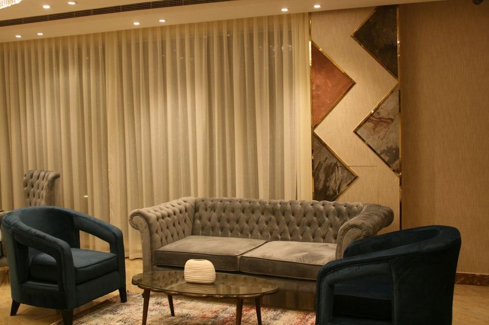 The Secure Inn Hotel Muscat Ngoại thất bức ảnh