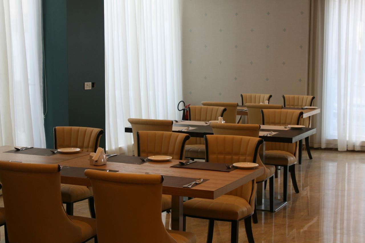 The Secure Inn Hotel Muscat Ngoại thất bức ảnh