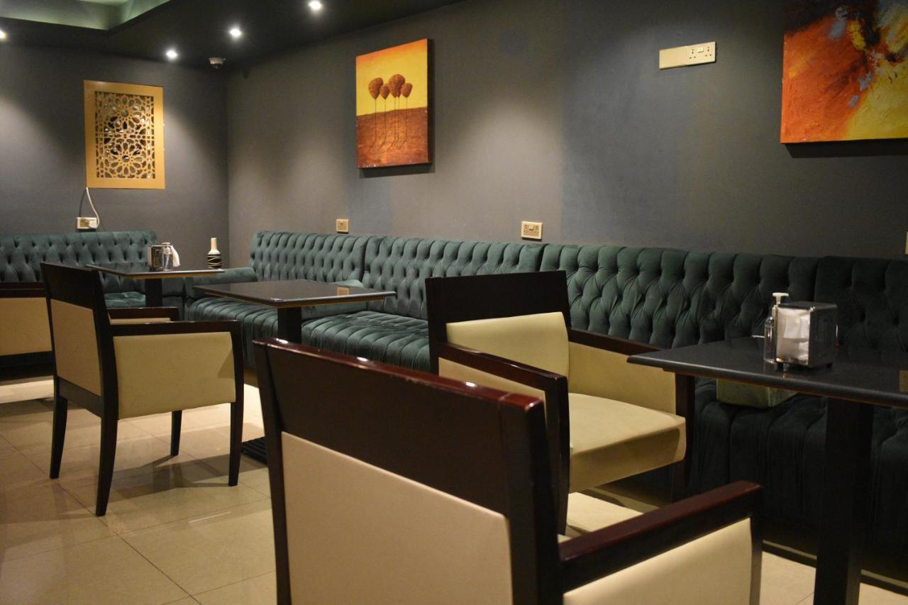 The Secure Inn Hotel Muscat Ngoại thất bức ảnh