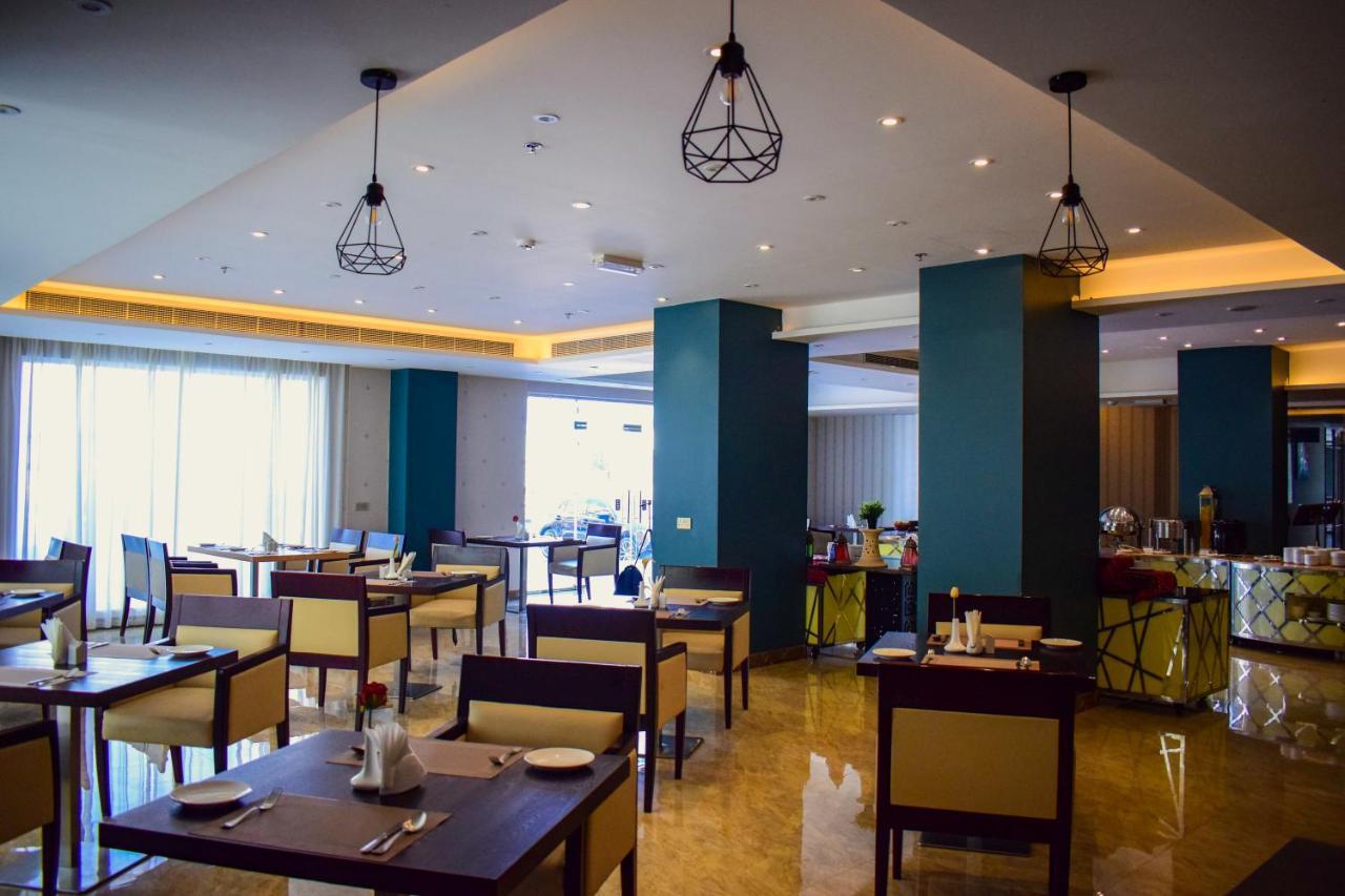 The Secure Inn Hotel Muscat Ngoại thất bức ảnh