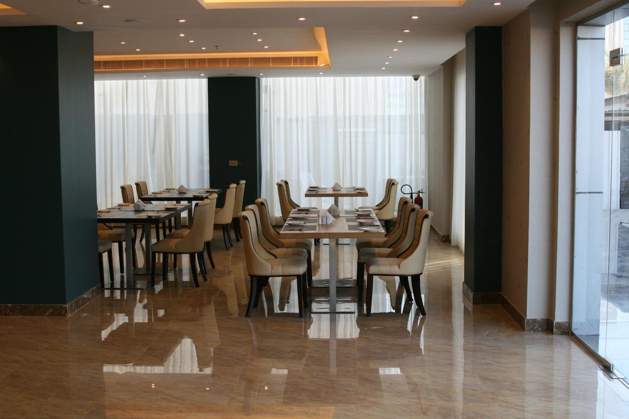 The Secure Inn Hotel Muscat Ngoại thất bức ảnh