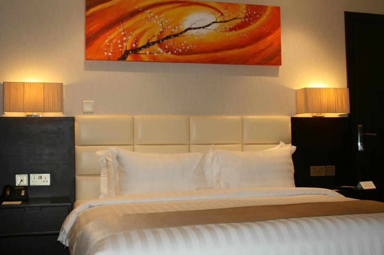 The Secure Inn Hotel Muscat Ngoại thất bức ảnh
